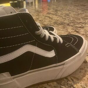 Vans.  Platform Hightop.